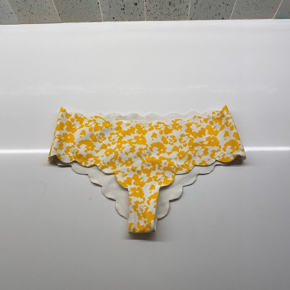 Marysia Swim yellow and white scalloped bikini bottoms size M